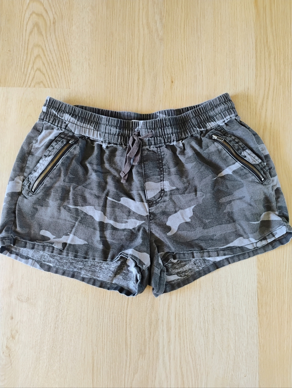 Garage 100% Cotton Women’s Gray Camo Drawstring Jean Shorts